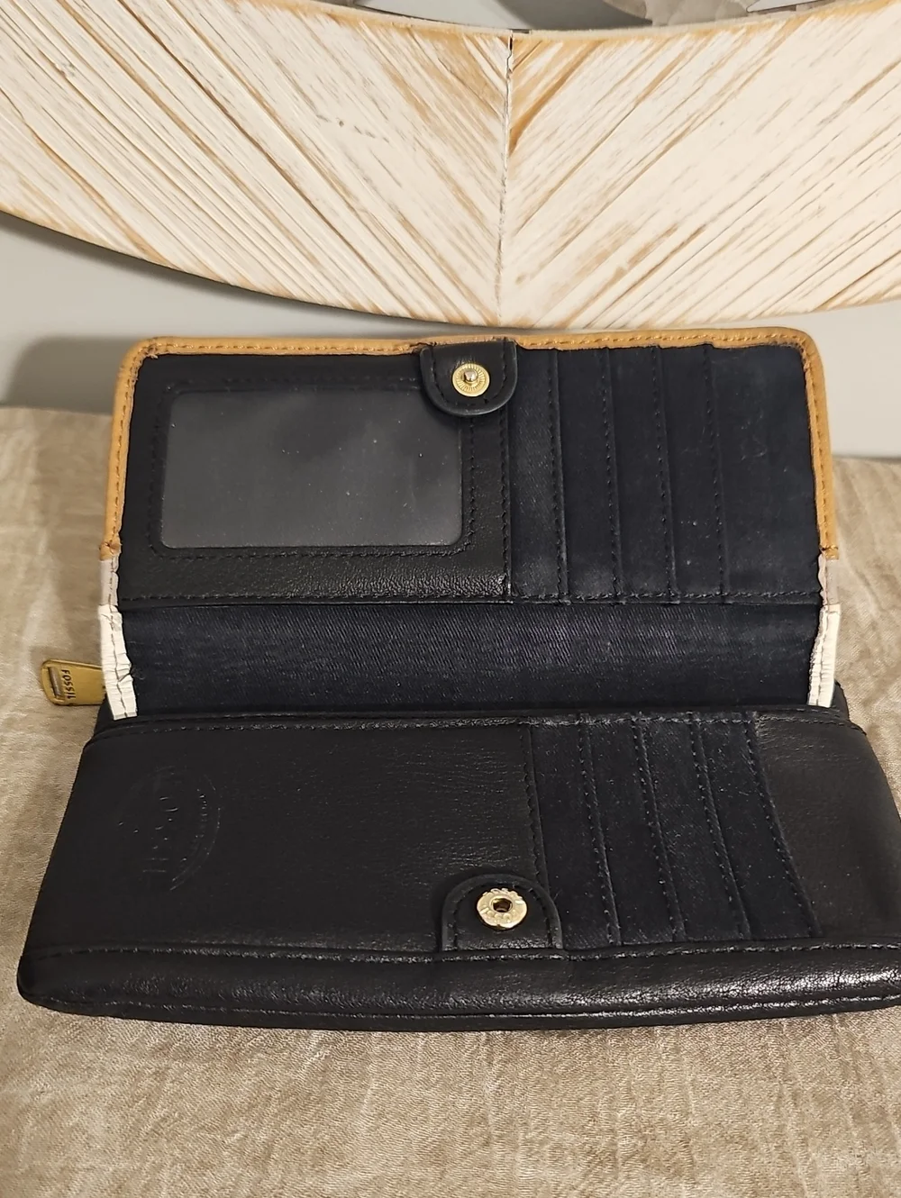 Fossil Wallet